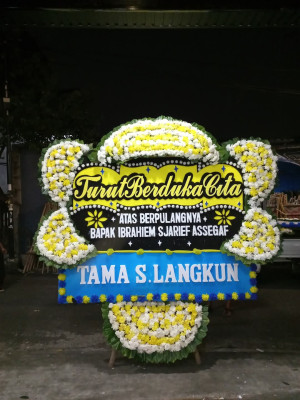 Papan Bunga Duka di Triwidadi